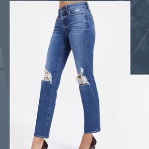 Good American “Good Straight” crop